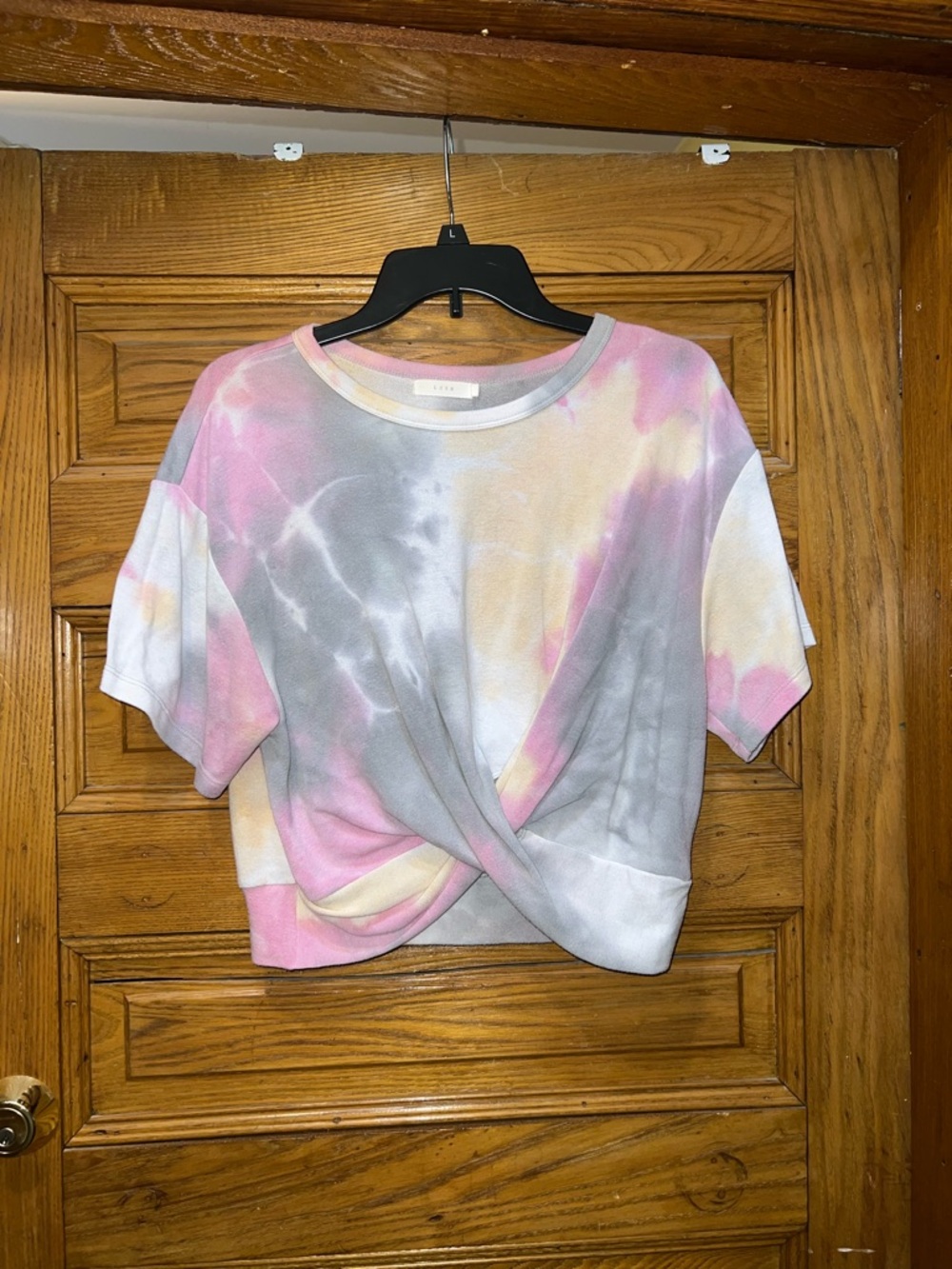 Lush Twist-Front Tie-Dye Crop Top - Pink, Gray & Cream